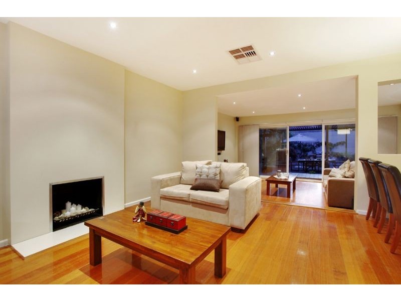 27 Withers Avenue, Mulgrave VIC 3170