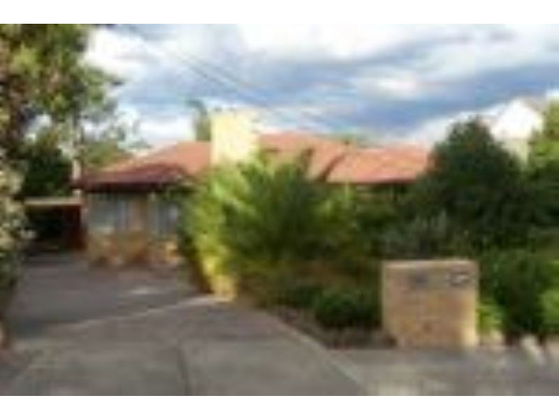 15 Trent Court, Notting Hill VIC 3168