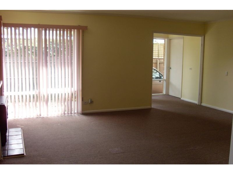 37 Johnson Drive, Glen Waverley VIC 3150