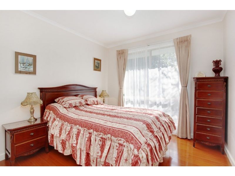 1/76 Cypress Avenue, Glen Waverley VIC 3150