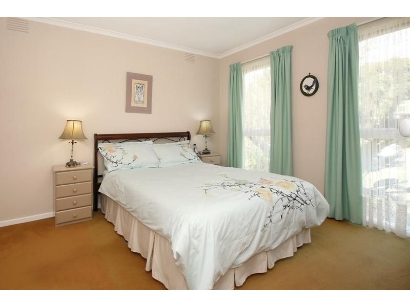 31 Lomond Drive, Glen Waverley VIC 3150