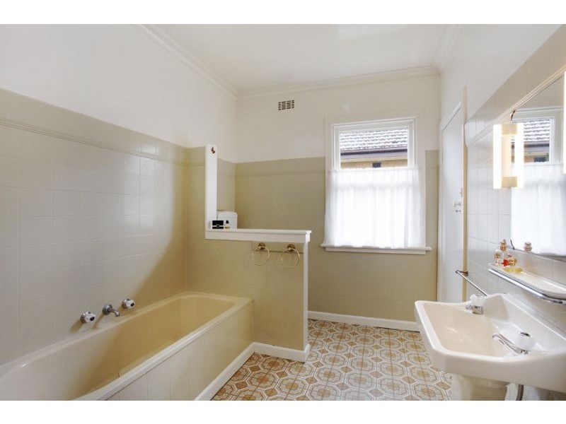 17 Vasey Avenue, Mount Waverley VIC 3149