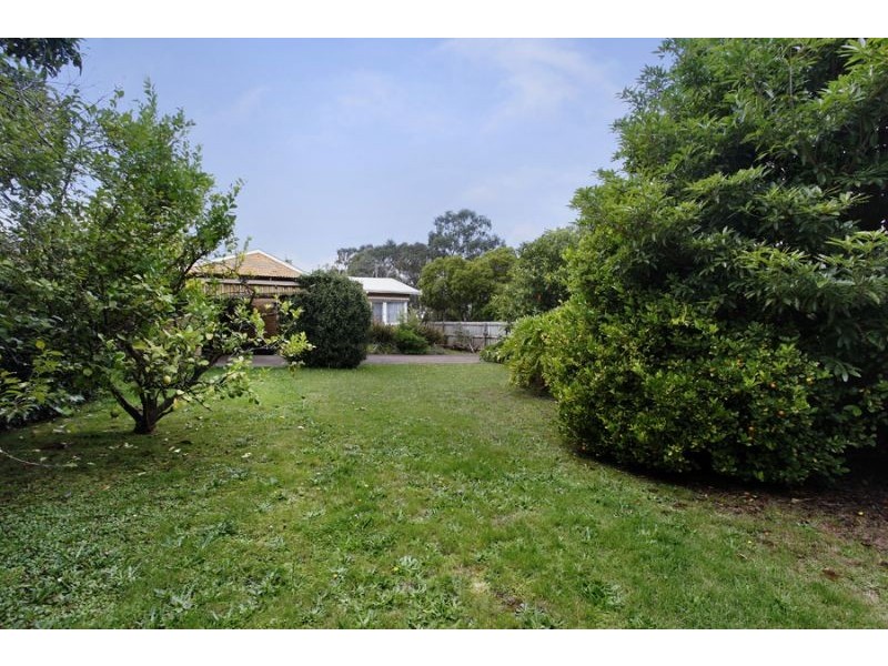 17 Vasey Avenue, Mount Waverley VIC 3149