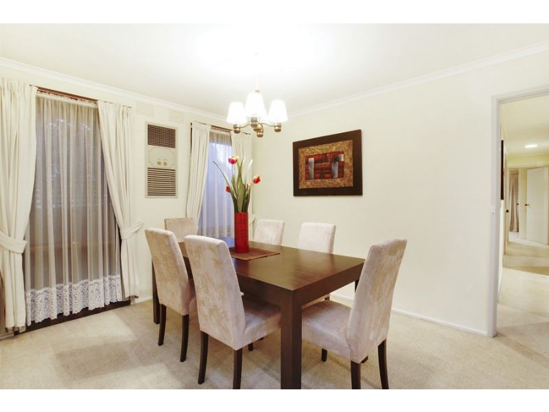 6 Dene Court, Wheelers Hill VIC 3150