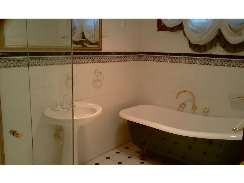 5 Marykirk Drive, Wheelers Hill VIC 3150