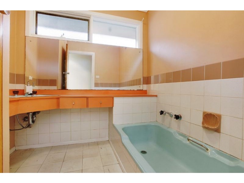 6 Bolan Street, Glen Waverley VIC 3150