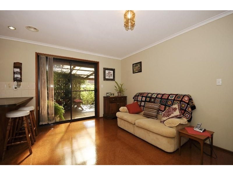 102 Wallace Road, Wantirna South VIC 3152
