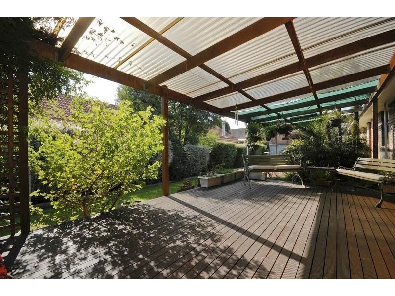 102 Wallace Road, Wantirna South VIC 3152