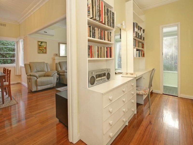 6 The Boulevard, Glen Waverley VIC 3150