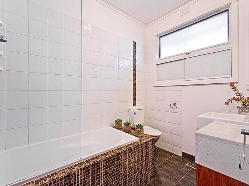 54 Davis Street, Burwood East VIC 3151