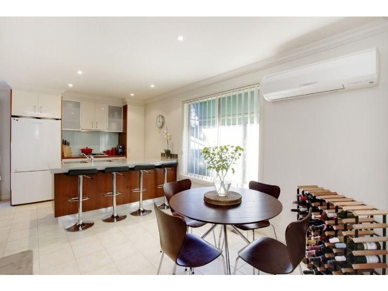 2/12 Marbray Drive, Glen Waverley VIC 3150