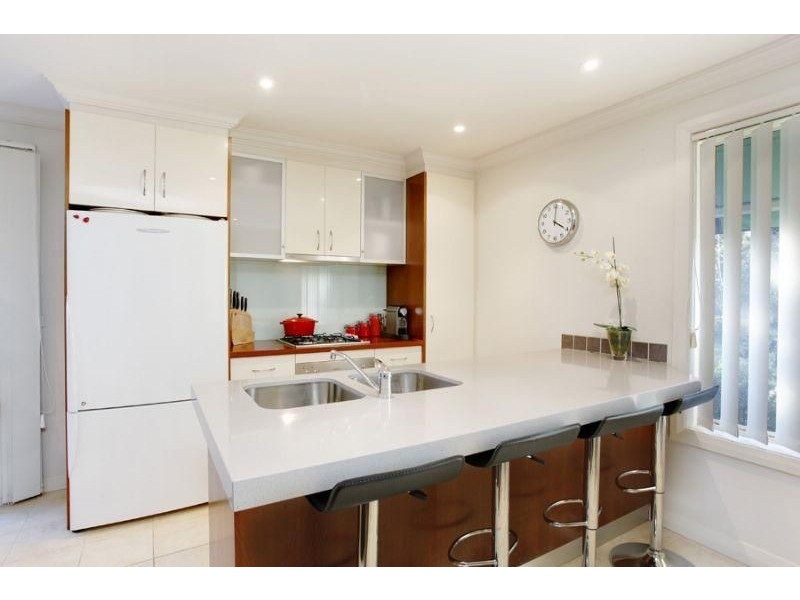 2/12 Marbray Drive, Glen Waverley VIC 3150