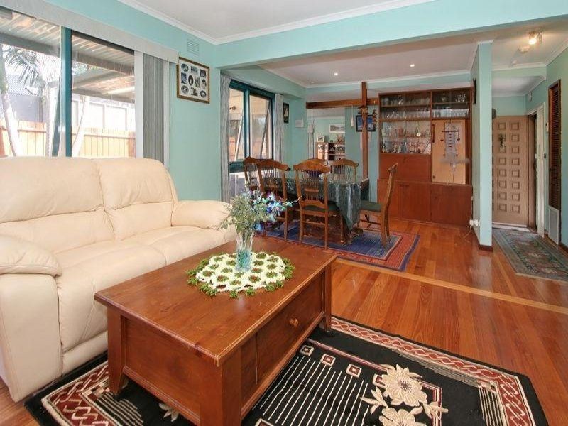 76 Campbell Street, Glen Waverley VIC 3150