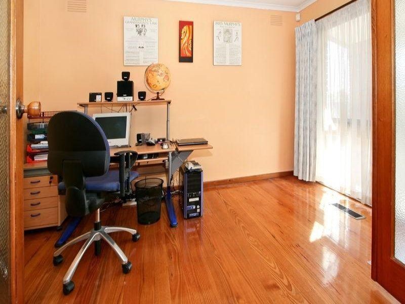 76 Campbell Street, Glen Waverley VIC 3150