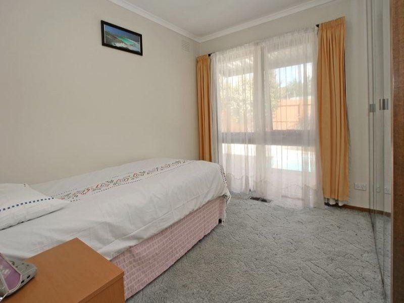 76 Campbell Street, Glen Waverley VIC 3150