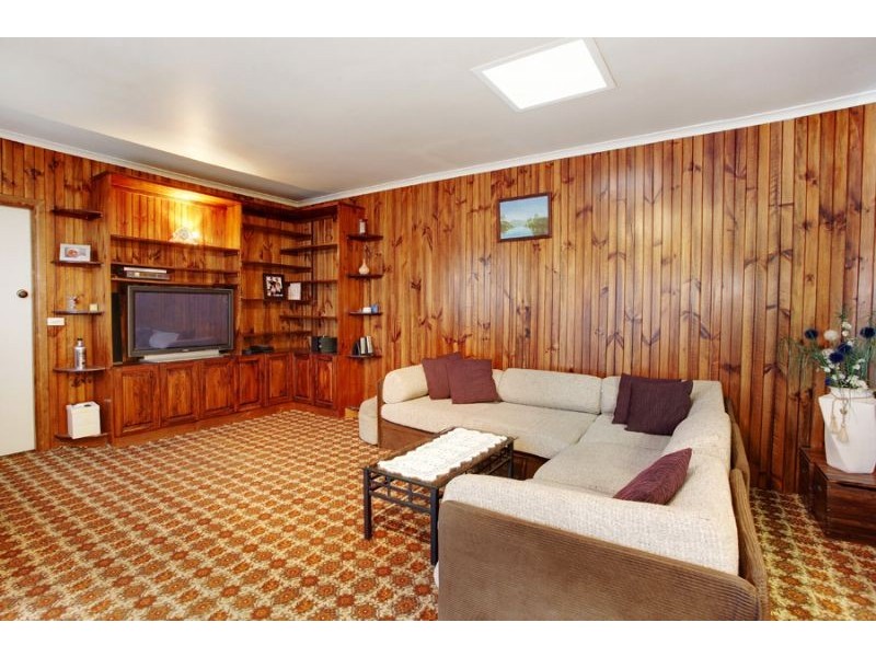 50 Glencairn Street, Mulgrave VIC 3170