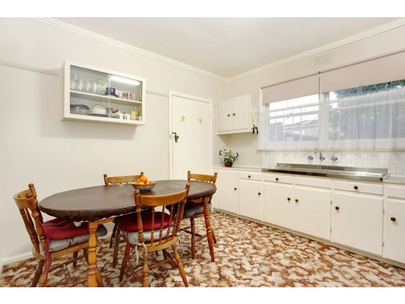 10 Mulgrave Street, Glen Waverley VIC 3150