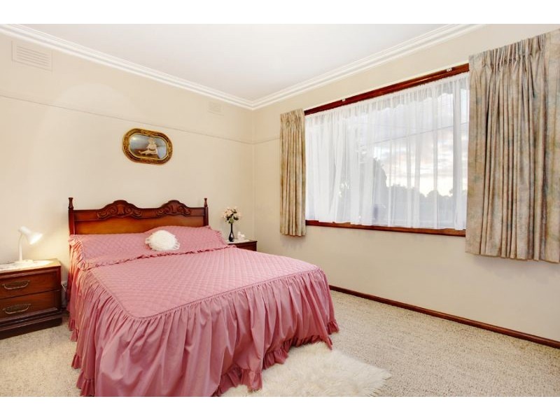 10 Mulgrave Street, Glen Waverley VIC 3150