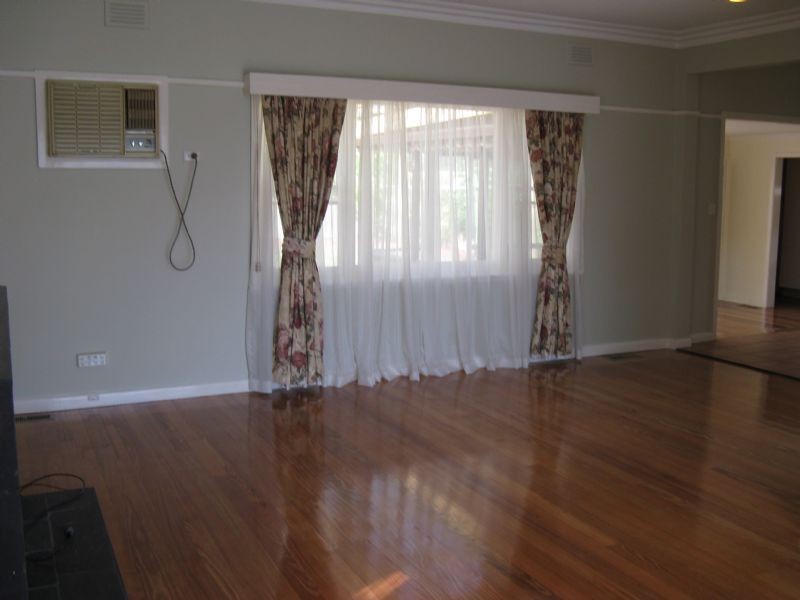 40 St Albans Street, Mount Waverley VIC 3149