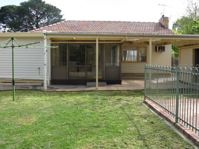 40 St Albans Street, Mount Waverley VIC 3149