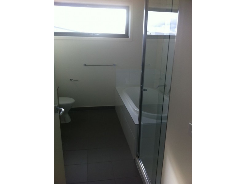 2 Anfield Crescent, Mulgrave VIC 3170