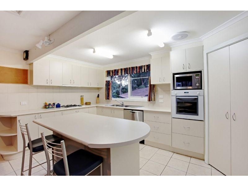 3 Pioneer Court, Wheelers Hill VIC 3150
