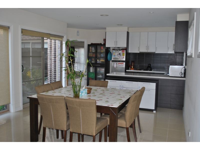 1/70-72 Princess Avenue, Springvale VIC 3171