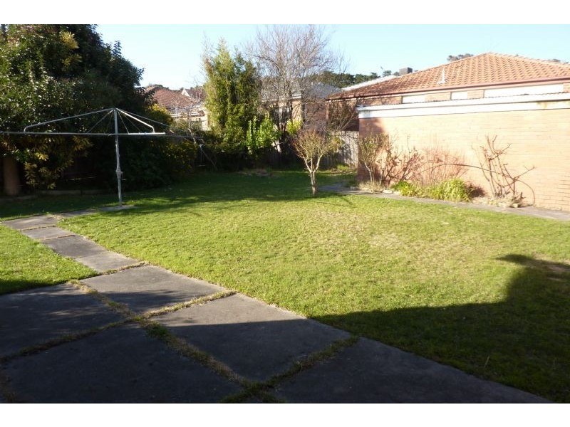 50 Dunscombe Avenue, Glen Waverley VIC 3150