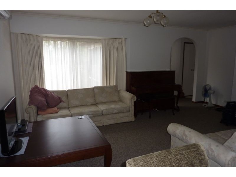 2/11 Maple Street, Mount Waverley VIC 3149