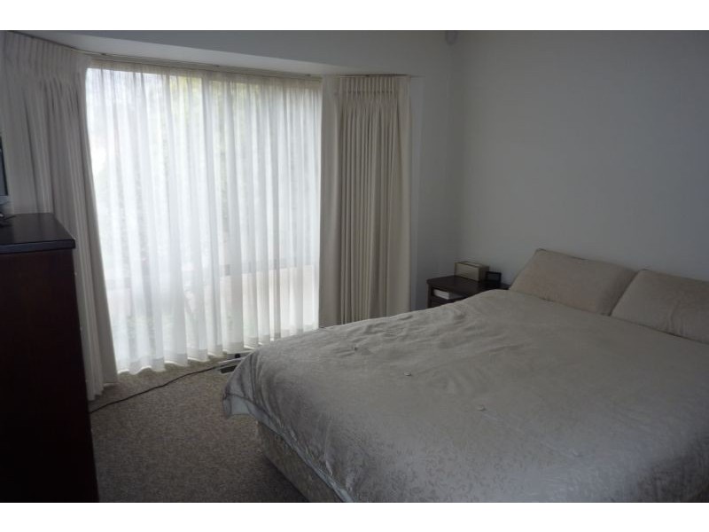 2/11 Maple Street, Mount Waverley VIC 3149