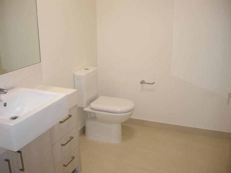 12/2-10 Richard Street, Glen Waverley VIC 3150