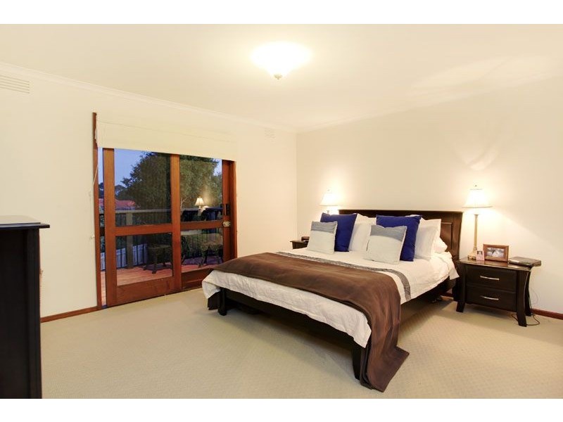 6 Le Fey Court, Glen Waverley VIC 3150