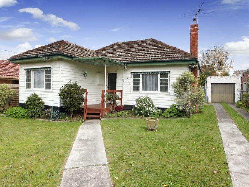 37 Donald Street, Mount Waverley VIC 3149