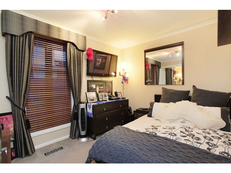 34 Summerhill Avenue, Wheelers Hill VIC 3150