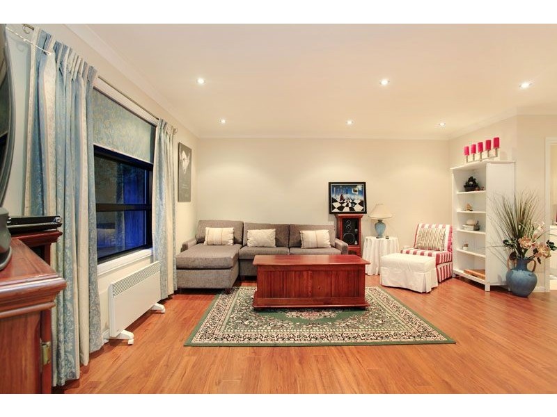 34 Summerhill Avenue, Wheelers Hill VIC 3150