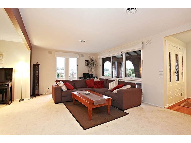 23 Windermere Crescent, Mulgrave VIC 3170