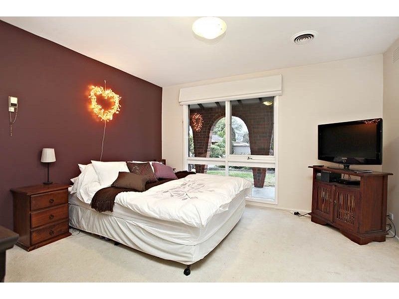 23 Windermere Crescent, Mulgrave VIC 3170