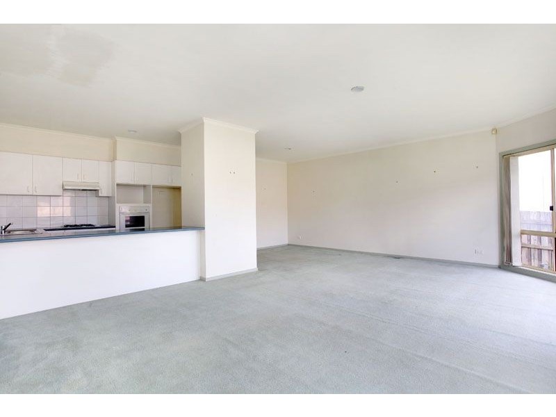 28 The Quadrangle, Glen Waverley VIC 3150