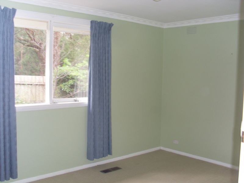 18 Diamond Avenue, Glen Waverley VIC 3150