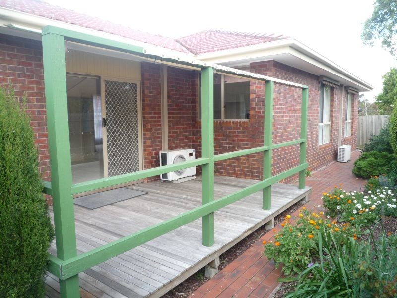 2/11 Lisbon Street, Glen Waverley VIC 3150