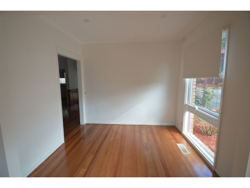 19 Explorers Court, Vermont South VIC 3133