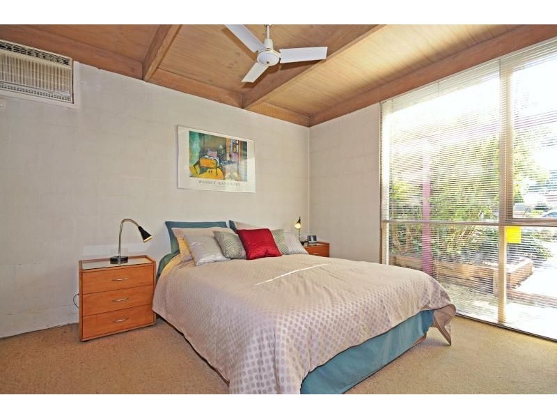 6 Roberts Street, Glen Waverley VIC 3150