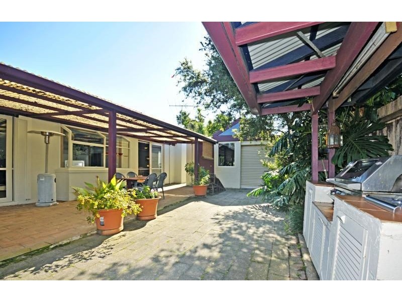 6 Roberts Street, Glen Waverley VIC 3150