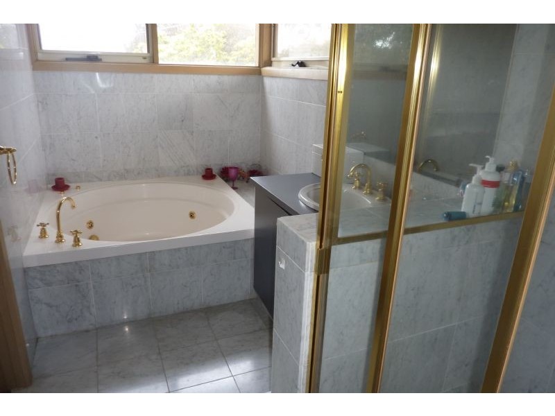 110 Springvale Road, Glen Waverley VIC 3150