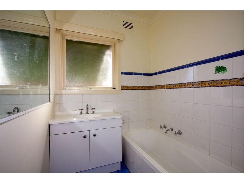 1/5 Eton Street, Mount Waverley VIC 3149