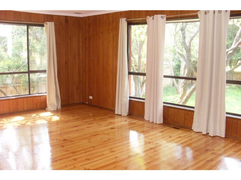 85 Avonhurst Drive, Glen Waverley VIC 3150