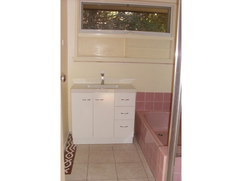 85 Avonhurst Drive, Glen Waverley VIC 3150