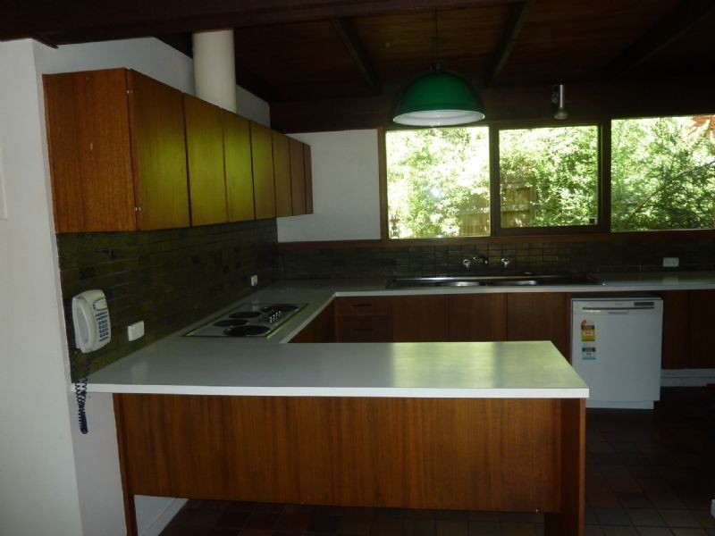 40 Belinda Crescent, Wheelers Hill VIC 3150