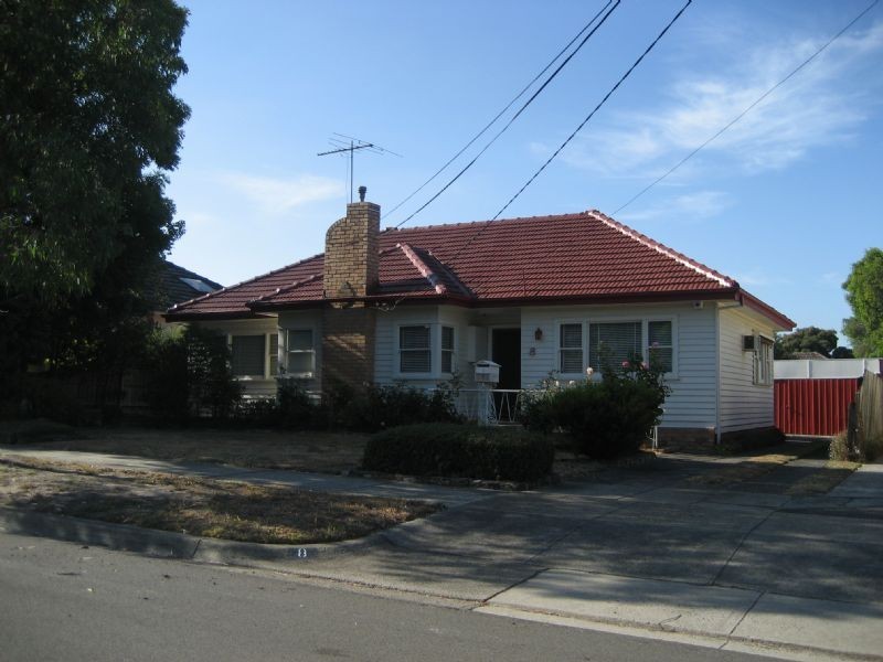 8 Princetown Road, Mount Waverley VIC 3149