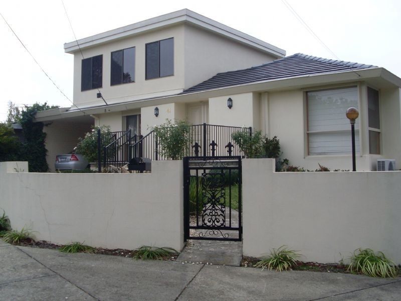 41 Leatherwood Crescent, Wheelers Hill VIC 3150